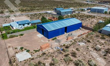 En Alquiler | Galpón de 400 m2 | Parque Industrial | Centenario