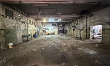 Depósito 400m2 techo losa + 200m2 Primer piso con M. Carga