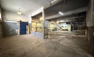 Depósito 400m2 techo losa + 200m2 Primer piso con M. Carga