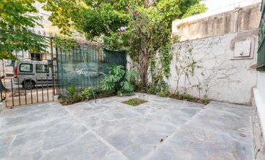 Calle 16 entre 69 y 70 La Plata - Casa de 5 dormitorios en Alquiler