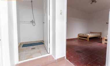 Calle 16 entre 69 y 70 La Plata - Casa de 5 dormitorios en Alquiler