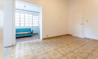 Calle 16 entre 69 y 70 La Plata - Casa de 5 dormitorios en Alquiler