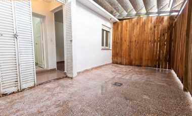 Calle 16 entre 69 y 70 La Plata - Casa de 5 dormitorios en Alquiler