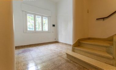 Calle 16 entre 69 y 70 La Plata - Casa de 5 dormitorios en Alquiler