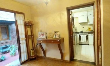 Casa 3D mas local comercial venta en Ayacucho al 800