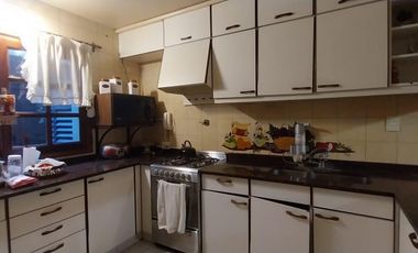 Casa 3D mas local comercial venta en Ayacucho al 800