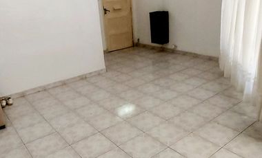 Centro - Casa + Dpto