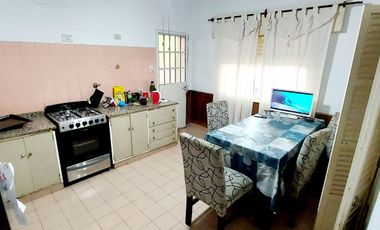 Centro - Casa + Dpto