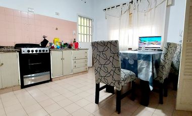 Centro - Casa + Dpto