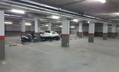 Cocheras cubierta en Pueblo Caamaño
