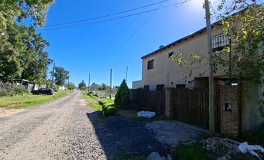 Casa en venta en 6 entre 475 y 476, City Bell