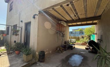 Casa en venta en 6 entre 475 y 476, City Bell