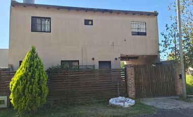 Casa en venta en 6 entre 475 y 476, City Bell