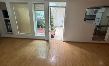 Casa en Venta, Paseos de Churubusco, 5 Recamaras