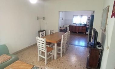 Casa en Rafael Calzada