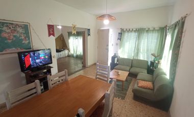 Casa en Rafael Calzada