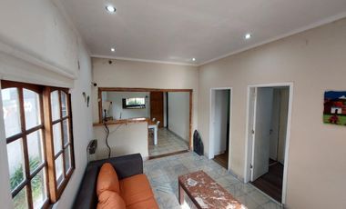 Casa en venta centro de Escobar - LIBERTAD Y GELVEZ