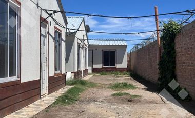En Venta, Complejo de 3 Casas, Barrio Altos de Alberdi, Plottier