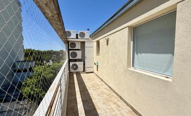 Departamento 4 ambientes tipo loft en Florida con balcon terraza