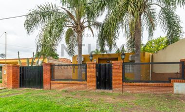 Casa en Venta - 2 Dormitorios con Pileta - Parque - Soldini