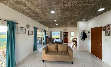 Casa en venta en barrio privado Costa Verde en Junin.