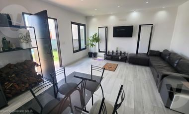 Casa en Carlos Spegazzini| Estilo Campo