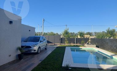 Casa en Carlos Spegazzini| Estilo Campo