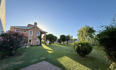 HERMOSA CASA EN PEHUAJO