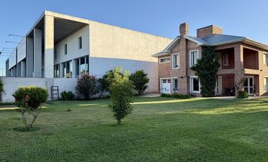 HERMOSA CASA EN PEHUAJO