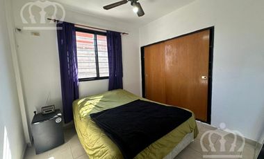 Venta - Departamento - 3 ambientes - en 2 plantas -  gran patio -  Lanús Este.