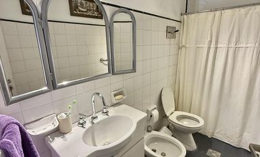 Casa EN PH CON COCHERA