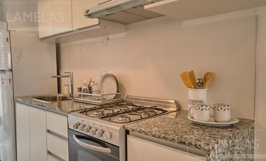 Venta departamento 1 Dormitorio doble balcón - Sarmiento 1500