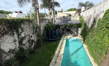 HERMOSA CASA 4 DORM 306 MTS CUB APROX 2 Plantas  Gr Jardin   GRPiscina AP CRÉDITO S/LOTE 8.66 X39.25