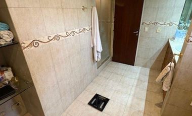 HERMOSA CASA 4 DORM 306 MTS CUB APROX 2 Plantas  Gr Jardin   GRPiscina AP CRÉDITO S/LOTE 8.66 X39.25