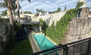 HERMOSA CASA 4 DORM 306 MTS CUB APROX 2 Plantas  Gr Jardin   GRPiscina AP CRÉDITO S/LOTE 8.66 X39.25