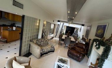 HERMOSA CASA 4 DORM 306 MTS CUB APROX 2 Plantas  Gr Jardin   GRPiscina AP CRÉDITO S/LOTE 8.66 X39.25