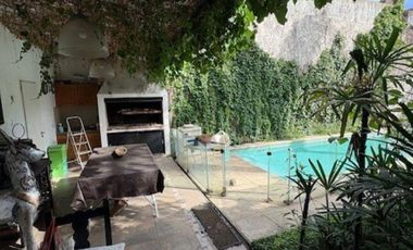 HERMOSA CASA 4 DORM 306 MTS CUB APROX 2 Plantas  Gr Jardin   GRPiscina AP CRÉDITO S/LOTE 8.66 X39.25