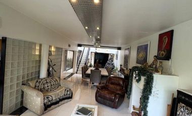 HERMOSA CASA 4 DORM 306 MTS CUB APROX 2 Plantas  Gr Jardin   GRPiscina AP CRÉDITO S/LOTE 8.66 X39.25