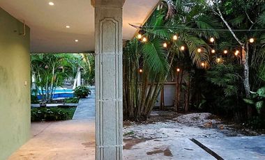 Casa Estilo Colonial con Alberca en Venta en Seye,Yucatan