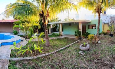 Casa Estilo Colonial con Alberca en Venta en Seye,Yucatan