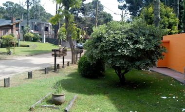 Departamento en el centro de Costa del Este a 2 cuadras de la playa