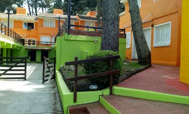 Departamento en el centro de Costa del Este a 2 cuadras de la playa