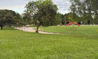 Terreno central en venta 567m2 en Country Cerro Azul