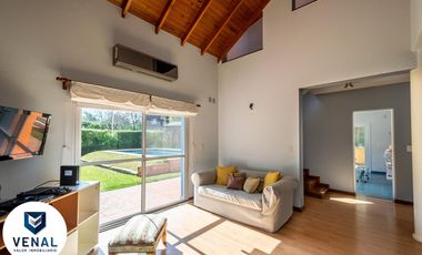 Venta Casa 7 ambientes, 5 dormitorios, 3 baños, 1 toilette, Barrio Fincas de Maschwitz