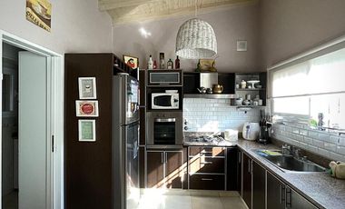 CASA 4 AMBIENTES EN VENTA, BARRIO SAN JOSE DE TALA LOS CARDALES