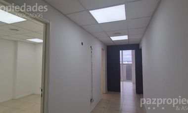Oficinas en Venta con cocheras Z/altos