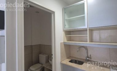 Oficinas en Venta con cocheras Z/altos