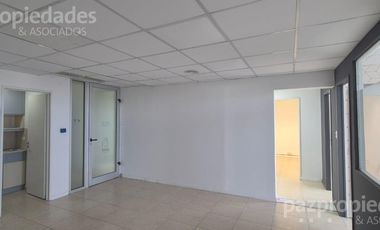 Oficinas en Venta con cocheras Z/altos