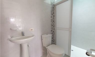 SE ALQUILA  APARTAESTUDIO EN SEGUNDO PISO CON BALCON BARRIO NAPOLES