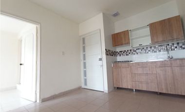 SE ALQUILA  APARTAESTUDIO EN SEGUNDO PISO CON BALCON BARRIO NAPOLES